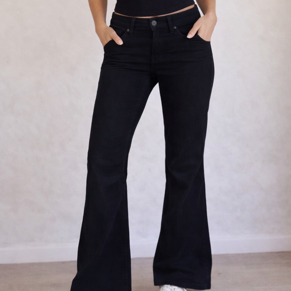 Marciano Black Flare Women's Jeans